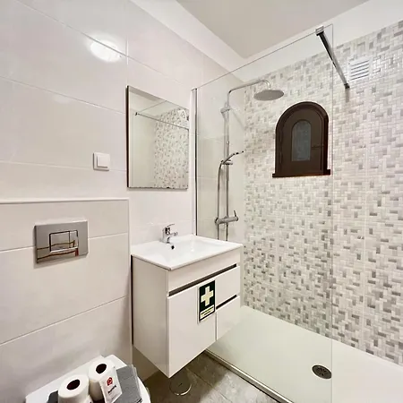 Ocean Breeze By Homing Apartamento